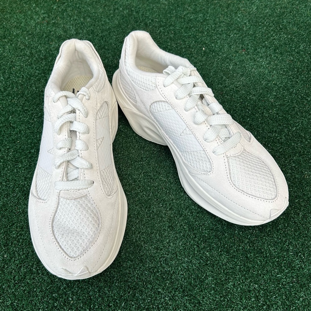 NWT New Balance WPRD Runner Sneaker White 10 - Picture 4 of 13